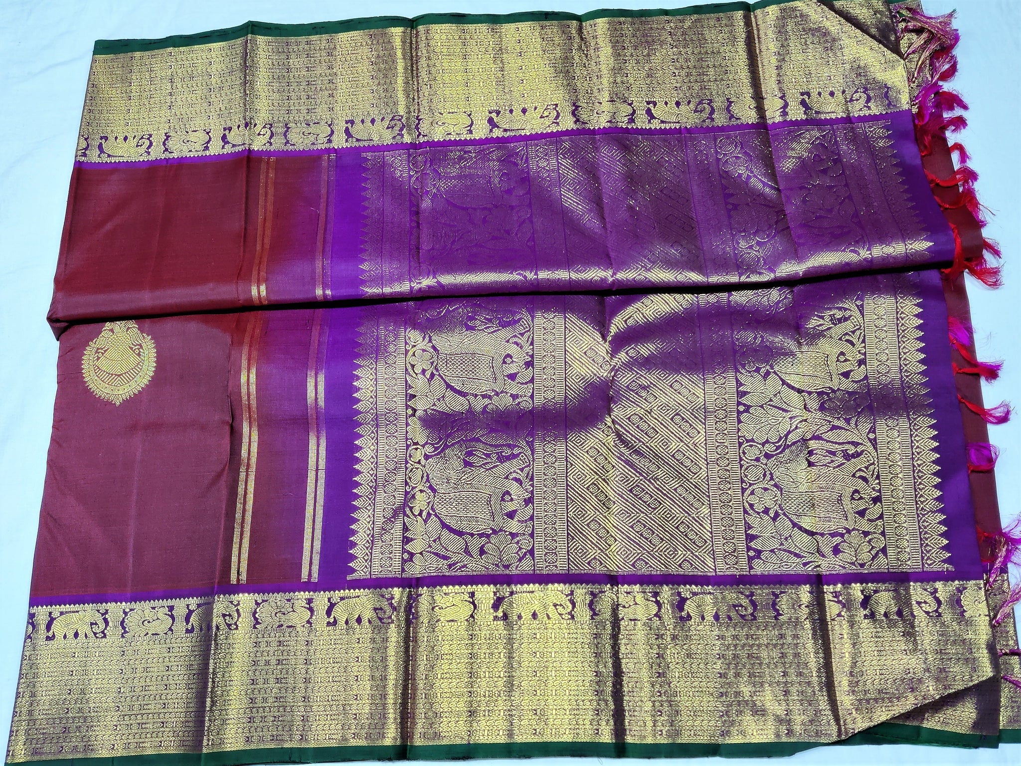 17117 Pure Silk Saree ,Getty Border, Rich Pallu, Brown body with  Violet and Brown mix Pallu with violet blouse