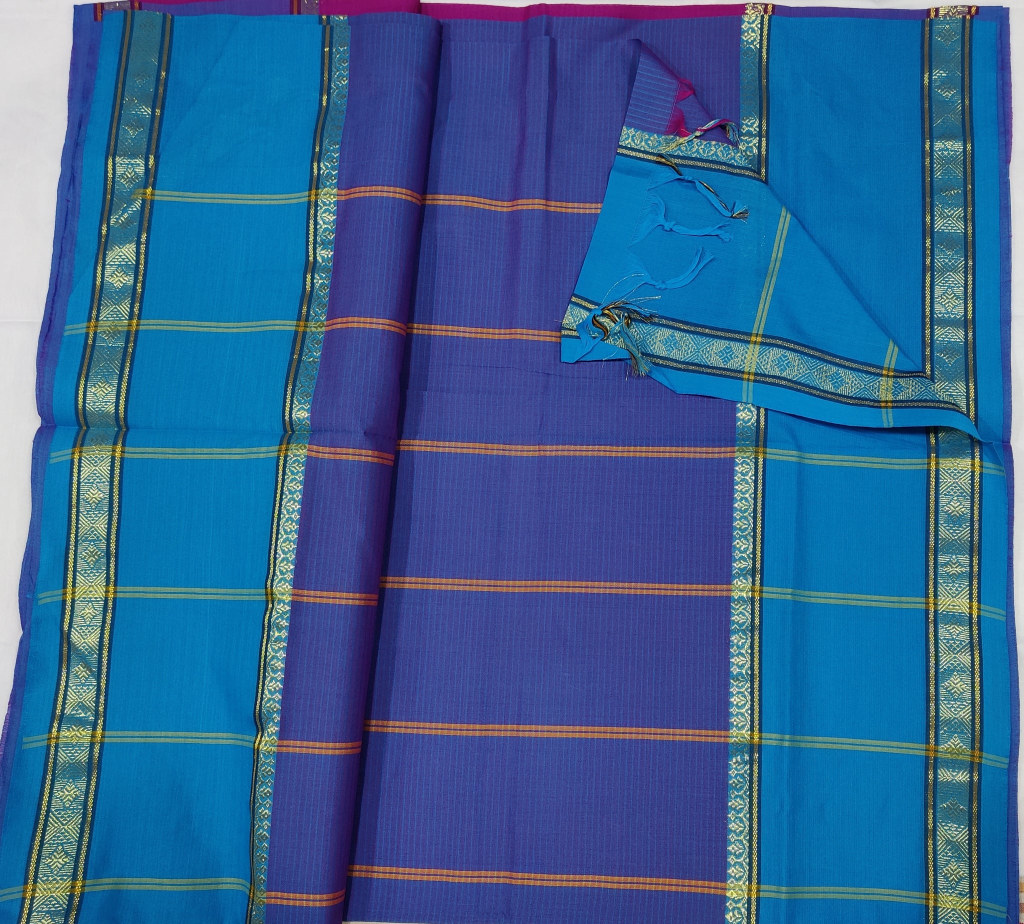 6203 Polycot 6.20 mtrs Pallu lines Magenta with Blue